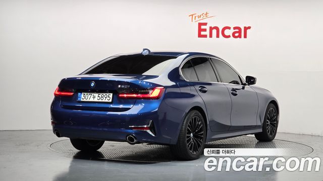 BMW 3-Series 2021 — photo 2