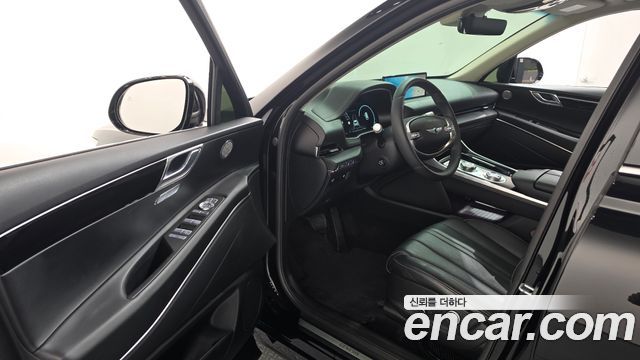 Genesis GV80 2023 — photo 13