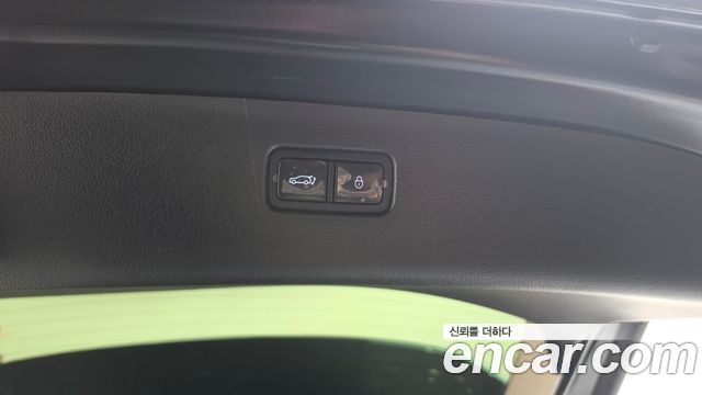 Genesis GV80 2023 — photo 21