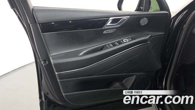 Genesis GV80 2023 — photo 14