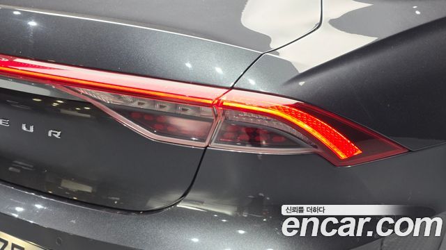 Hyundai Grandeur 2020 — photo 9