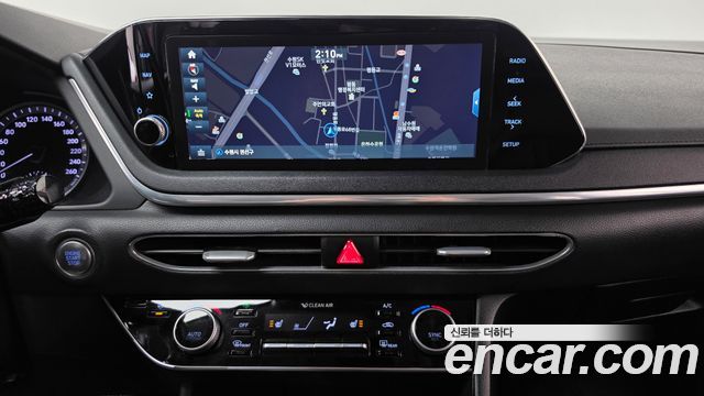 Hyundai Sonata 2020 — photo 19