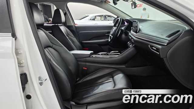 Hyundai Sonata 2020 — photo 16