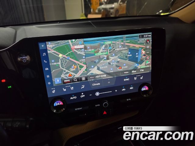 Lexus NX 2023 — photo 13