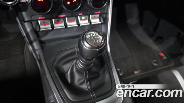 Toyota 86 2024 — photo 12