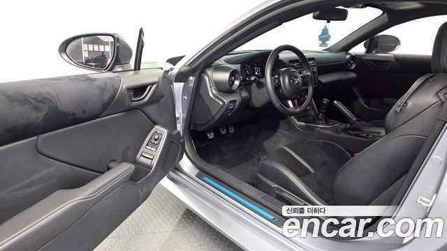 Toyota 86 2024 — photo 13