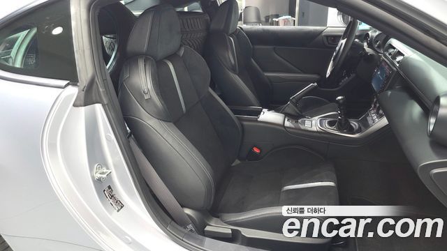 Toyota 86 2024 — photo 16