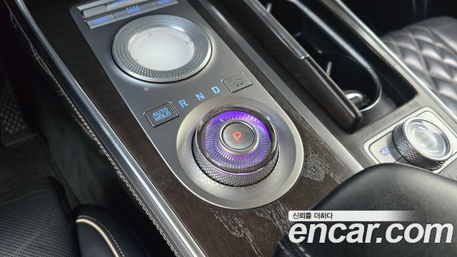Genesis GV80 2020 — photo 12
