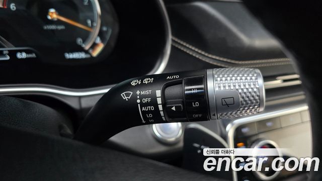 Genesis GV80 2020 — photo 29