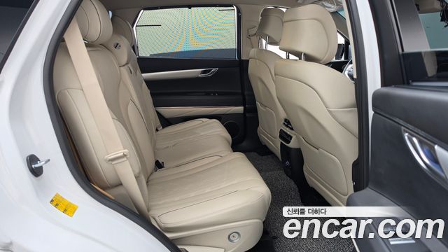 Genesis GV80 2023 — photo 17