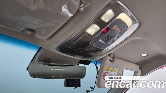Genesis GV80 2023 — photo 21