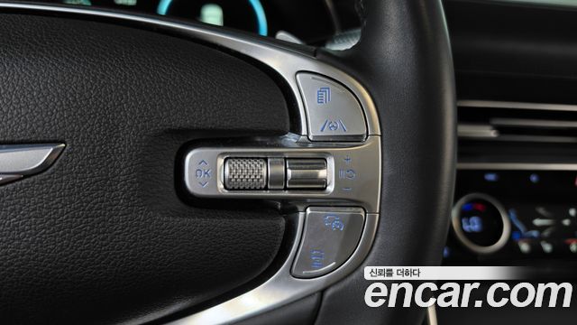 Genesis GV80 2023 — photo 22