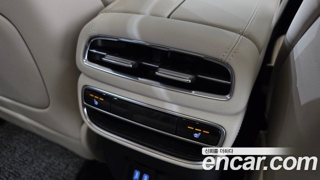 Genesis GV80 2023 — photo 34