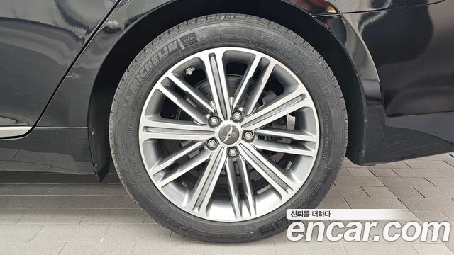 Genesis G80 2018 — photo 7