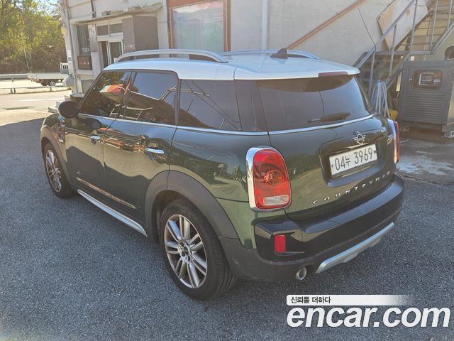 Mini Countryman 2019 — photo 17