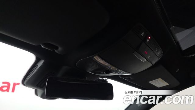 Mercedes-Benz E-Class 2021 — photo 27