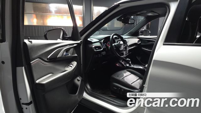 Chevrolet Korea Trailblazer 2022 — photo 13