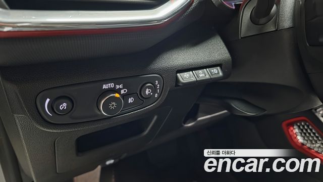 Chevrolet Korea Trailblazer 2022 — photo 28