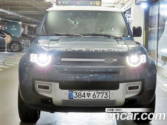Land Rover Defender 2024 — photo 1
