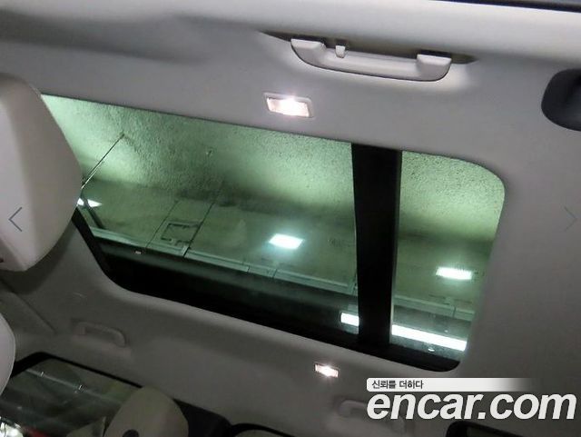 Land Rover Defender 2024 — photo 15