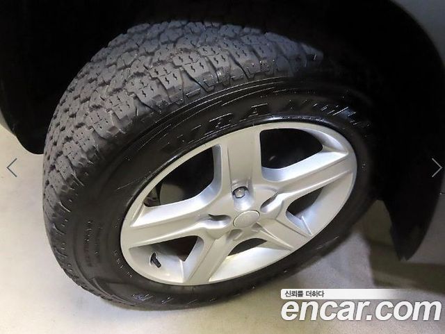 Land Rover Defender 2024 — photo 19