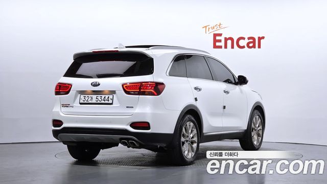 Kia Sorento 2019 — photo 2