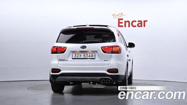 Kia Sorento 2019 — photo 4