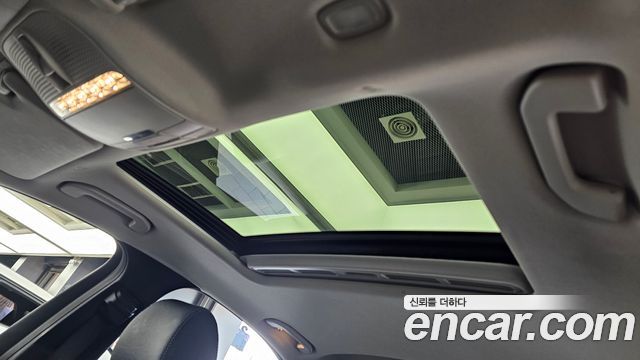 Mercedes-Benz E-Class 2020 — photo 22