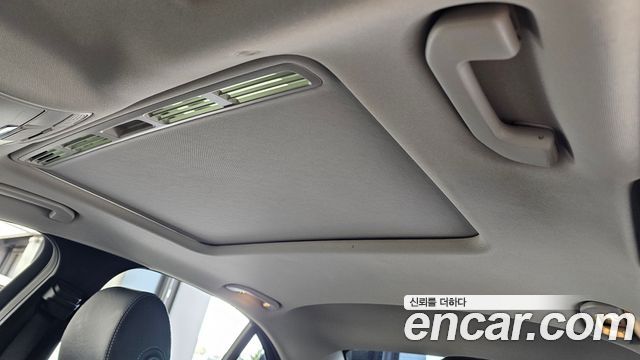 Mercedes-Benz E-Class 2020 — photo 23
