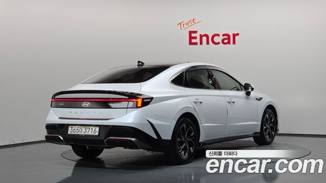 Hyundai Sonata 2025 — photo 2