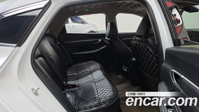 Hyundai Sonata 2025 — photo 17