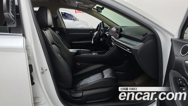 Hyundai Sonata 2025 — photo 16