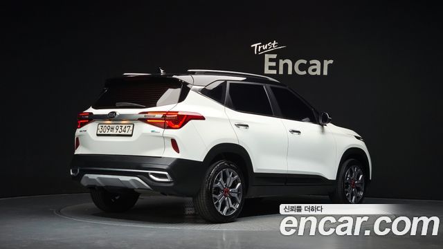 Kia Seltos 2020 — photo 2