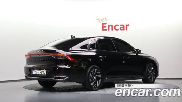 Hyundai Grandeur 2022 — photo 2