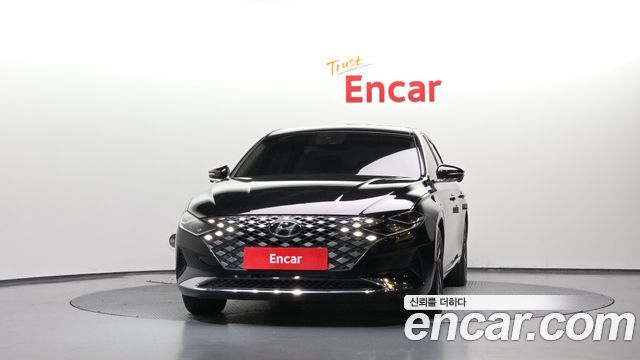 Hyundai Grandeur 2022 — photo 3