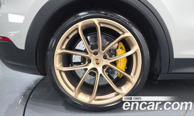 Porsche Cayenne 2023 — photo 5