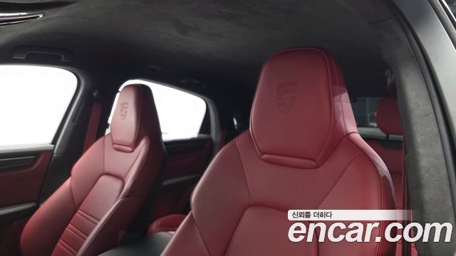 Porsche Cayenne 2023 — photo 19