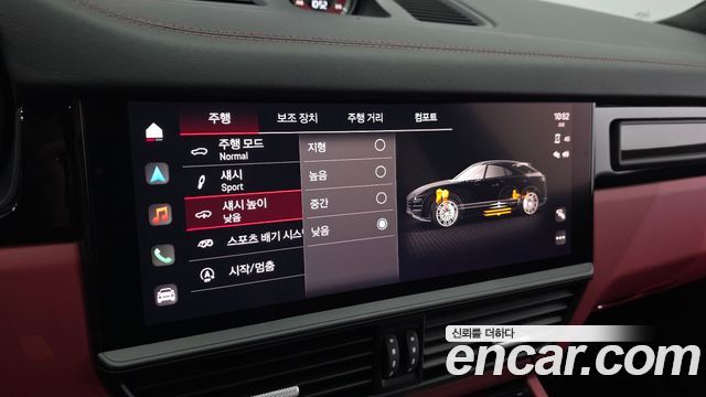 Porsche Cayenne 2023 — photo 24