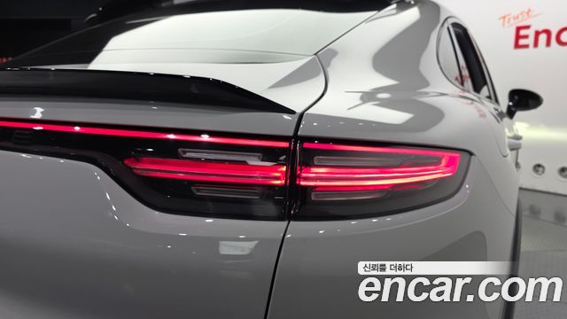 Porsche Cayenne 2023 — photo 9