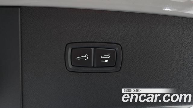 Porsche Cayenne 2023 — photo 33