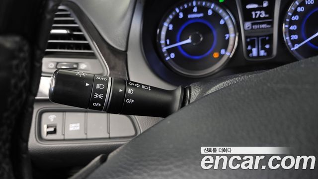 Hyundai Grandeur 2014 — photo 30