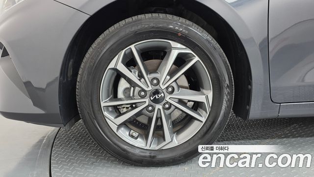 Kia K3 2024 — photo 5