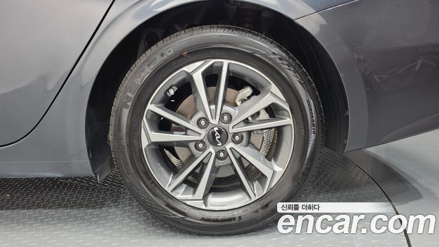 Kia K3 2024 — photo 7