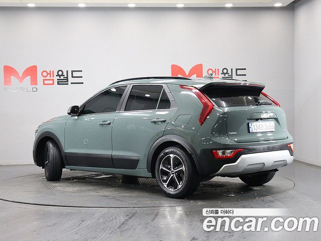 Kia Niro 2022 — photo 2
