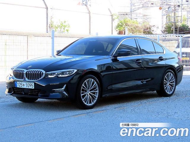 BMW 3-Series 2021 — photo 2