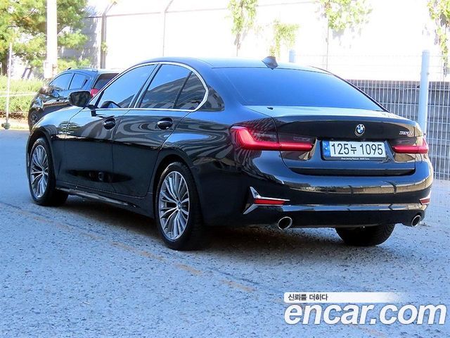 BMW 3-Series 2021 — photo 3