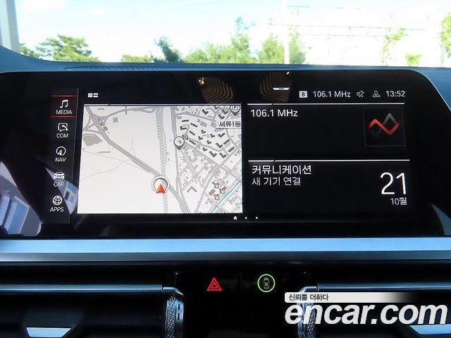 BMW 3-Series 2021 — photo 14