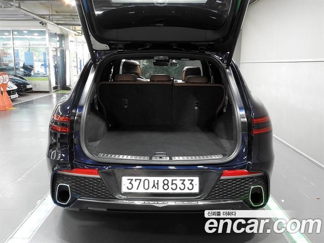 Genesis GV70 2023 — photo 8