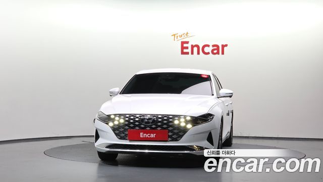 Hyundai Grandeur 2023 — photo 3