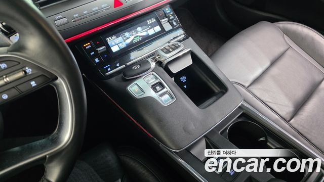 Hyundai Grandeur 2023 — photo 12